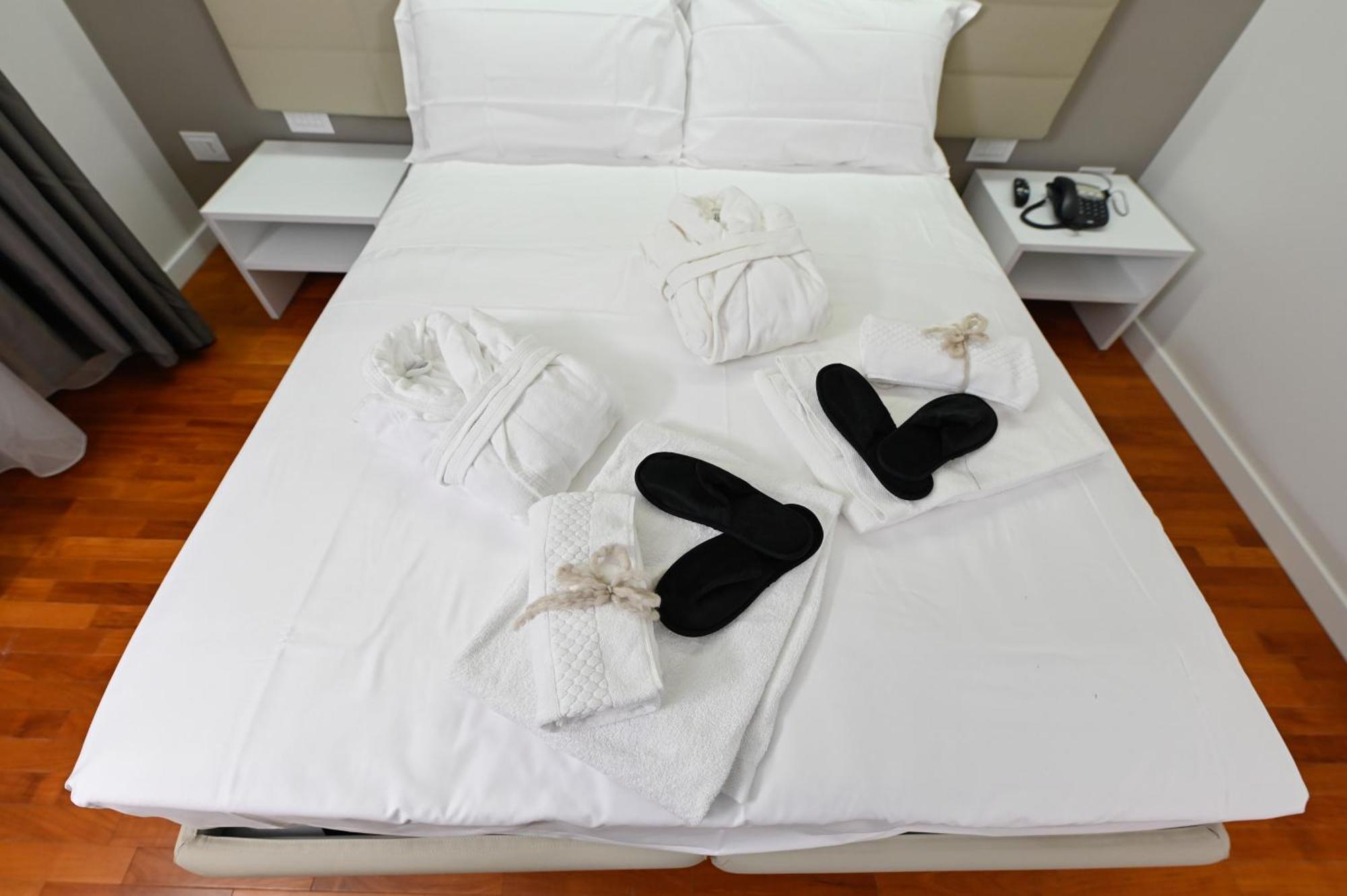 Hotel Hypnos San Giorgio del Sannio Εξωτερικό φωτογραφία